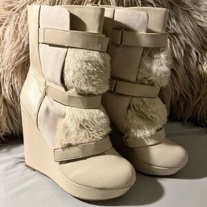 Juicy Couture ⚜️ Platform Wedge Fur Boots